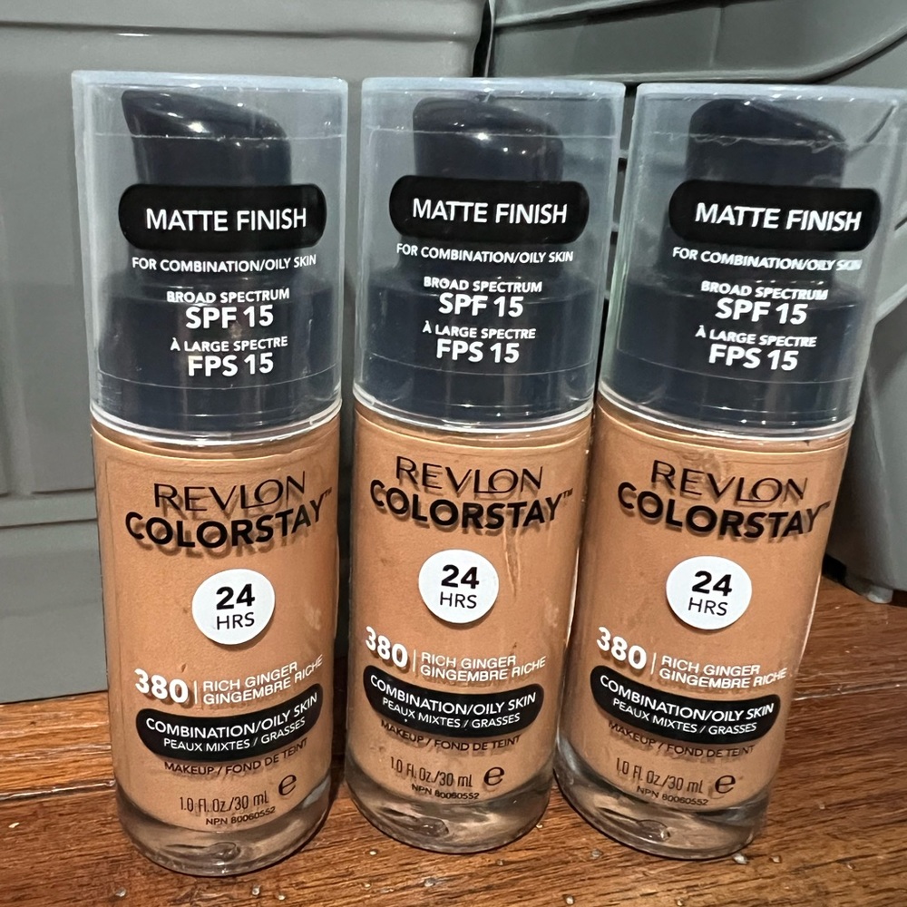 NWT Set of 3 #380 rich ginger Revlon colors stay liquid foundation, 24 h…